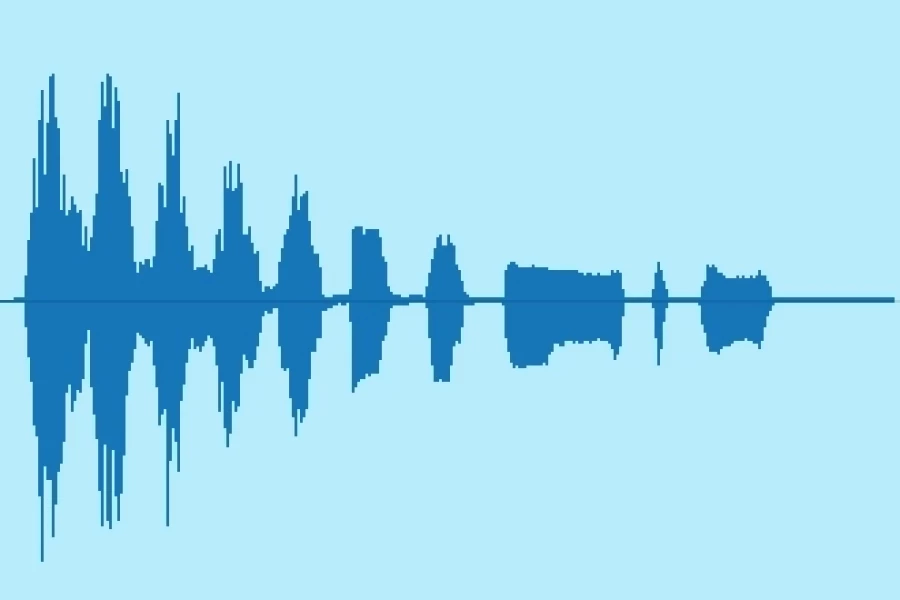 صدای قهقه ی زن شیطانی